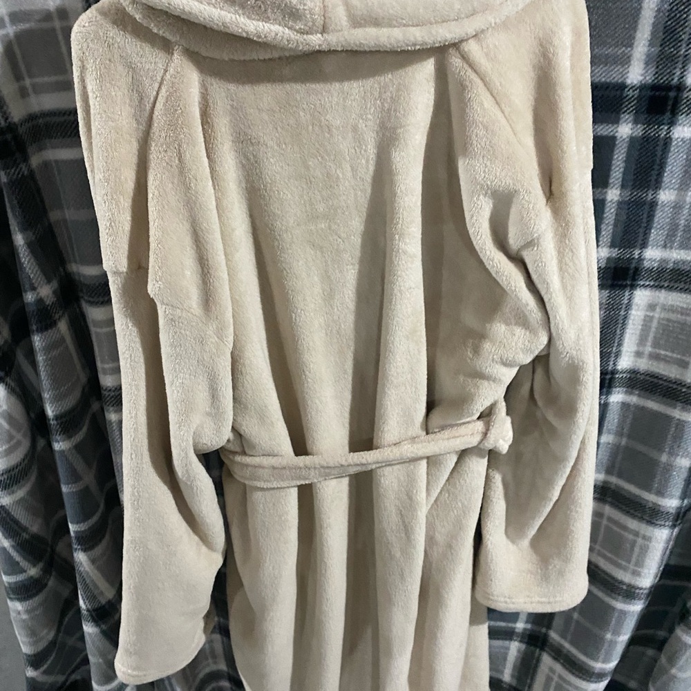 Hotel Collection Soft Beige Robe - Picture 2 of 3